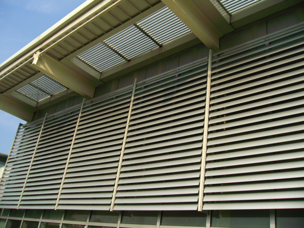 Solar Shading System – Shanghai Dazhong Plant